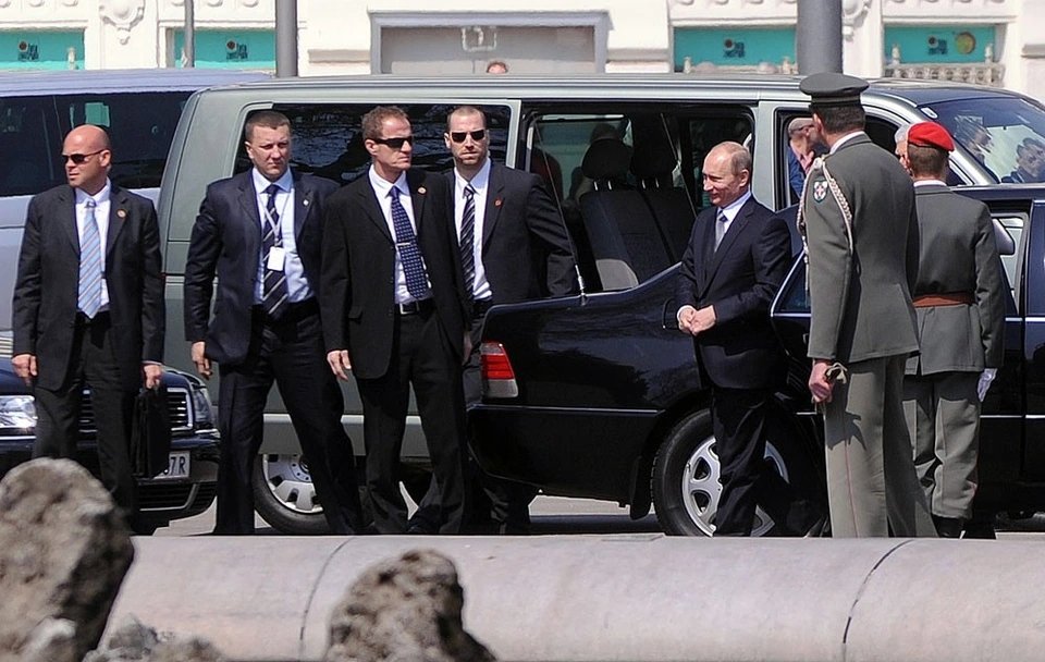 The most mysterious bodyguard team in Russia protects President Putin 0